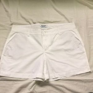 Women’s Shorts Old Navy White 5” Chinos